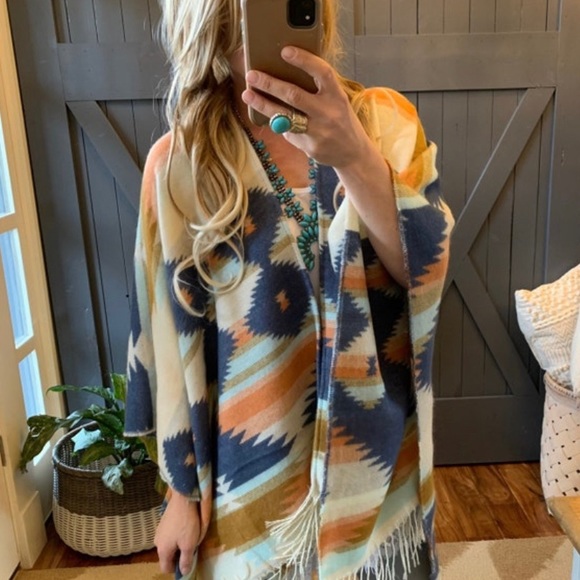 New Aztec Western Fringe Poncho Blanket Cardigan Sweater - Picture 5 of 9